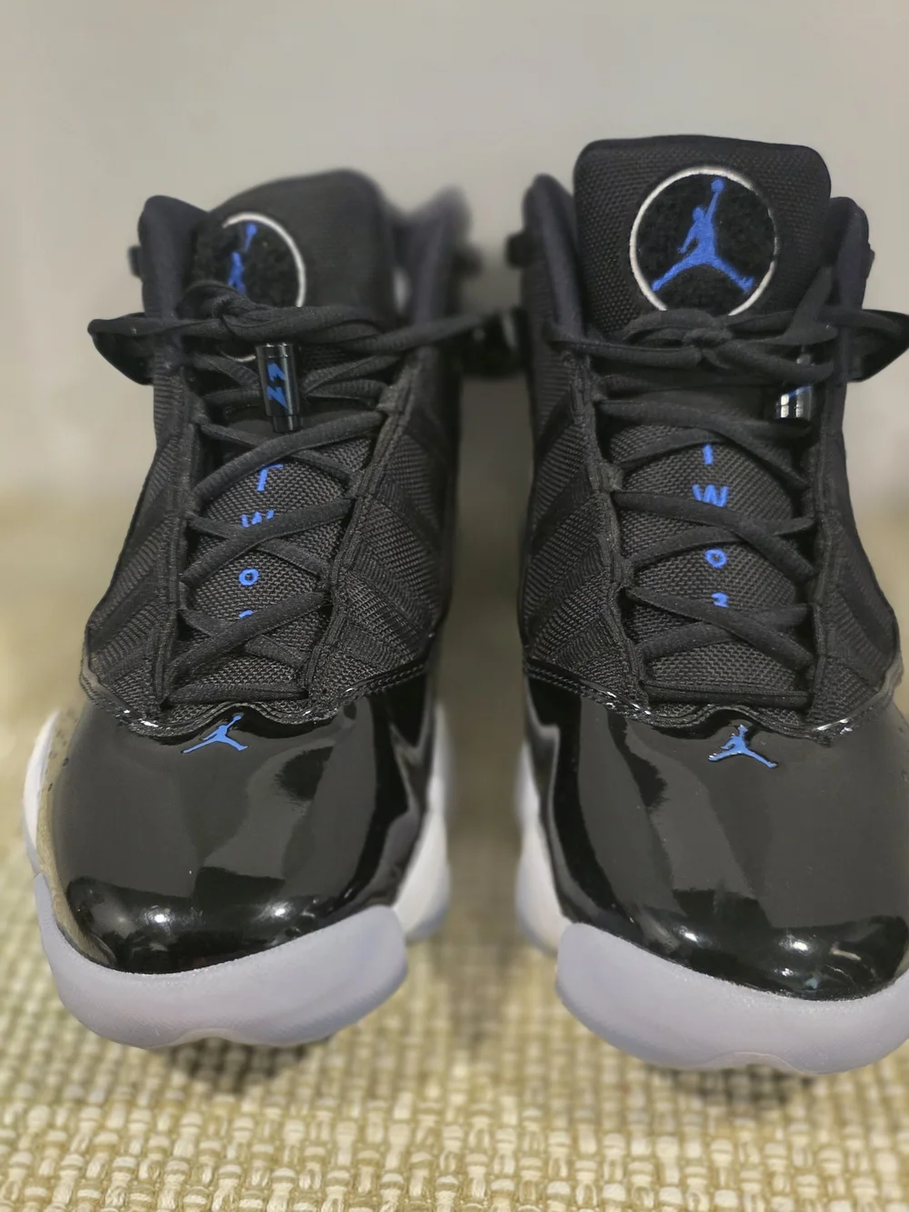 Air Jordan 6 Rings Black and True Blue Sneakers
